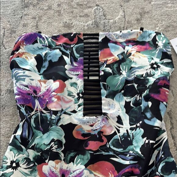 Reversible Black and Purple One Piece Swimwear - Picture 5 of 10